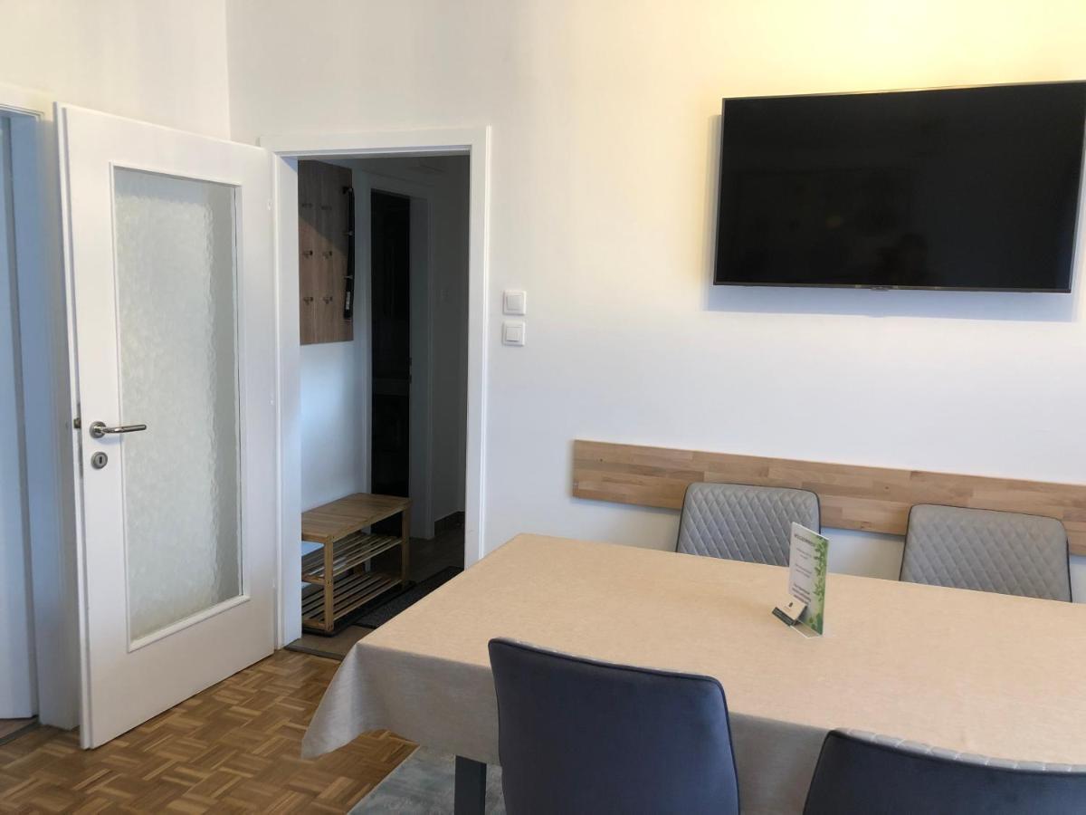 Apartment Hugo バド クラインキルヒハイム エクステリア 写真
